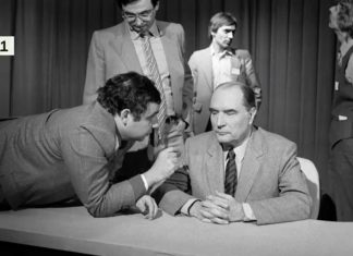 Serge Moati et François Mitterand lors du débat pour la présidentielle de 1981